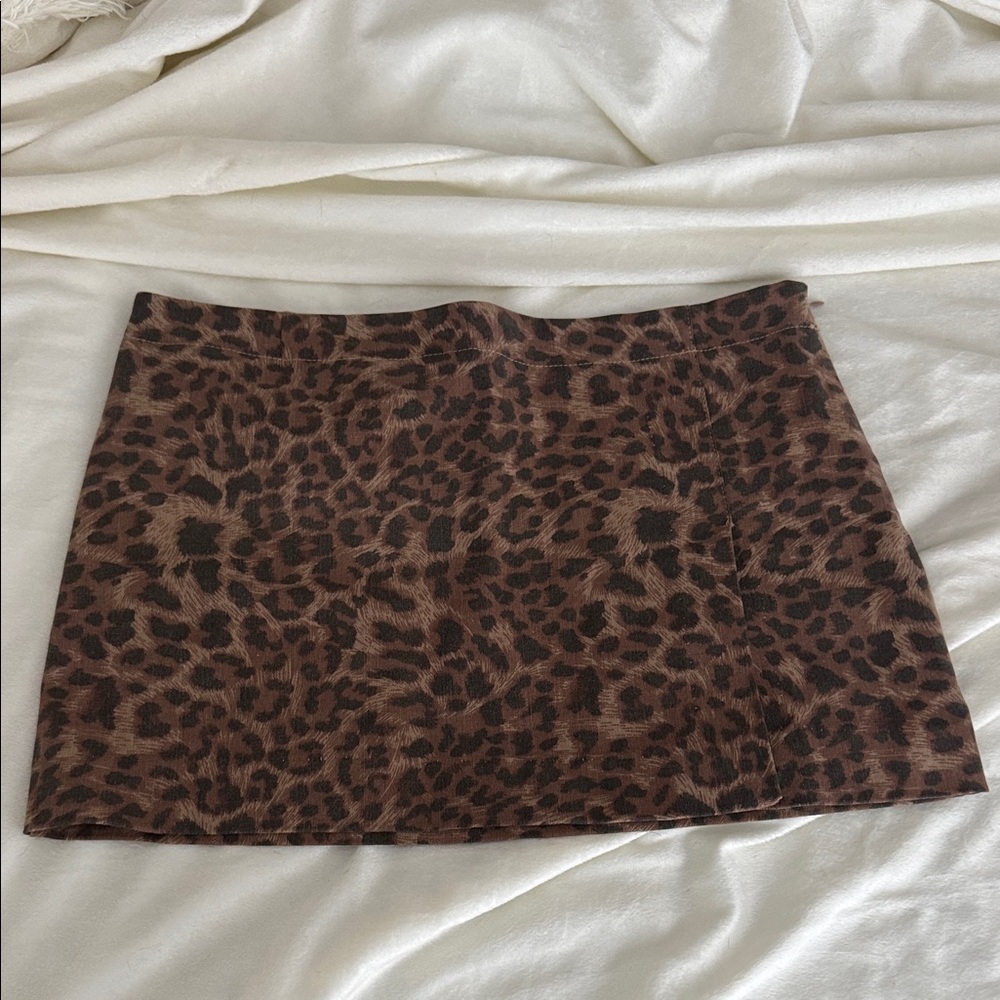 Cheetah print mini skirt